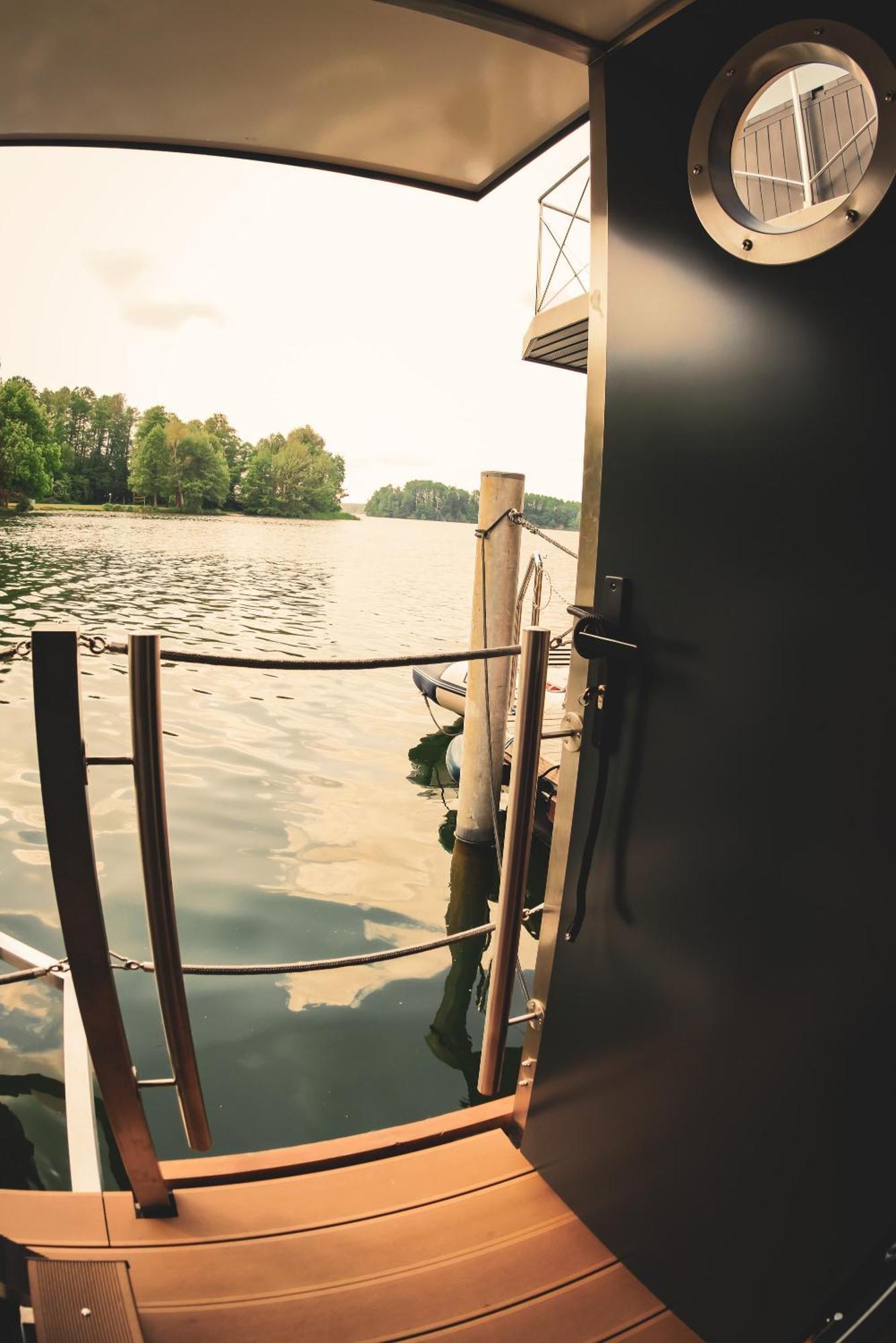 Traumzeitboot2 Auf Dem Scharmuetzelsee Bad Saarow Eksteriør bilde